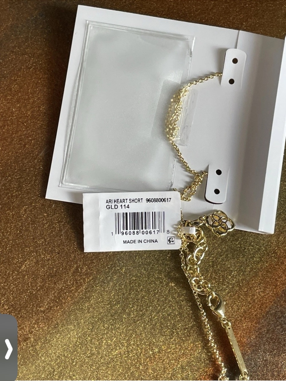 Kendra Scott Ivory Mother-of-Pearl Ari Heart Gold Pendant Necklace Short - Picture 6 of 9